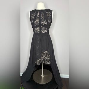 Morgan & Co. Black Lace High-Low Evening Gown – Size 5/6